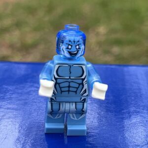 LEGO Electro Minifigure sh105 Marvel Super Heroes Spider-Man 76014 Preowned
